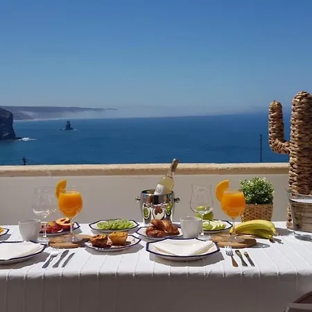 Praia Arrifana With Balcony And Sea View Apartment